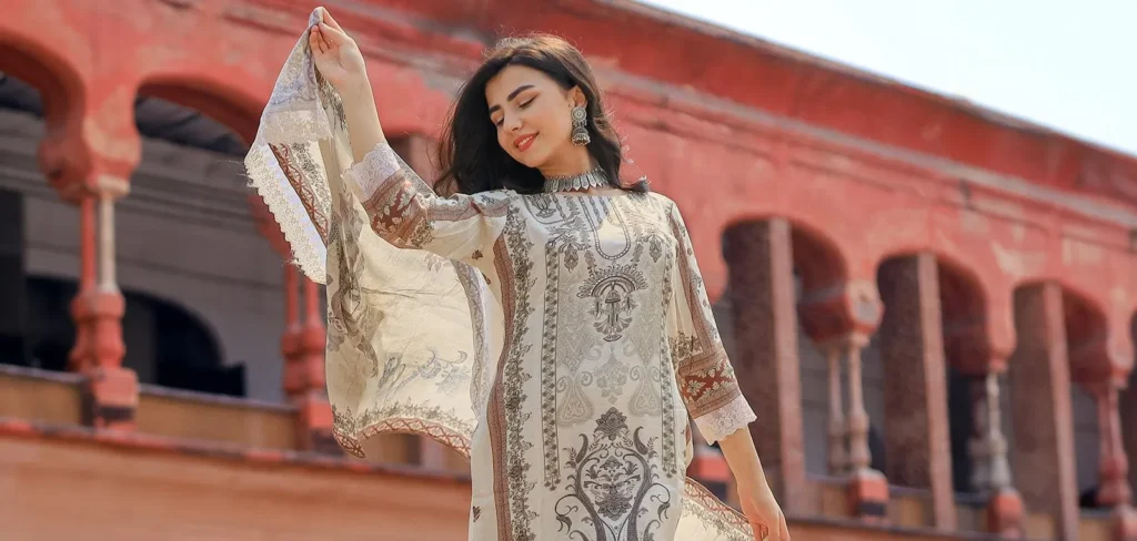 Pakistani Dresses Online: Find Your Perfect Outfit with Our Guide