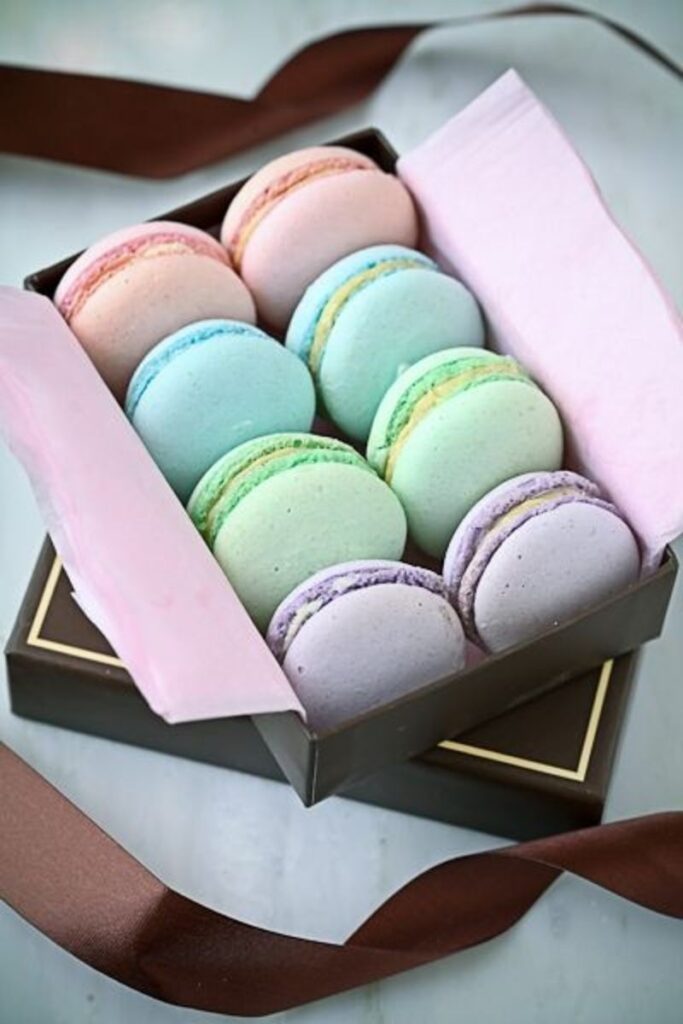 Custom-macaron-boxes