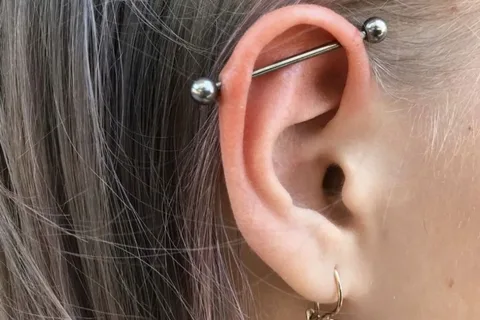 Ear Piercing Etiquette and Tips for Dubai Residents