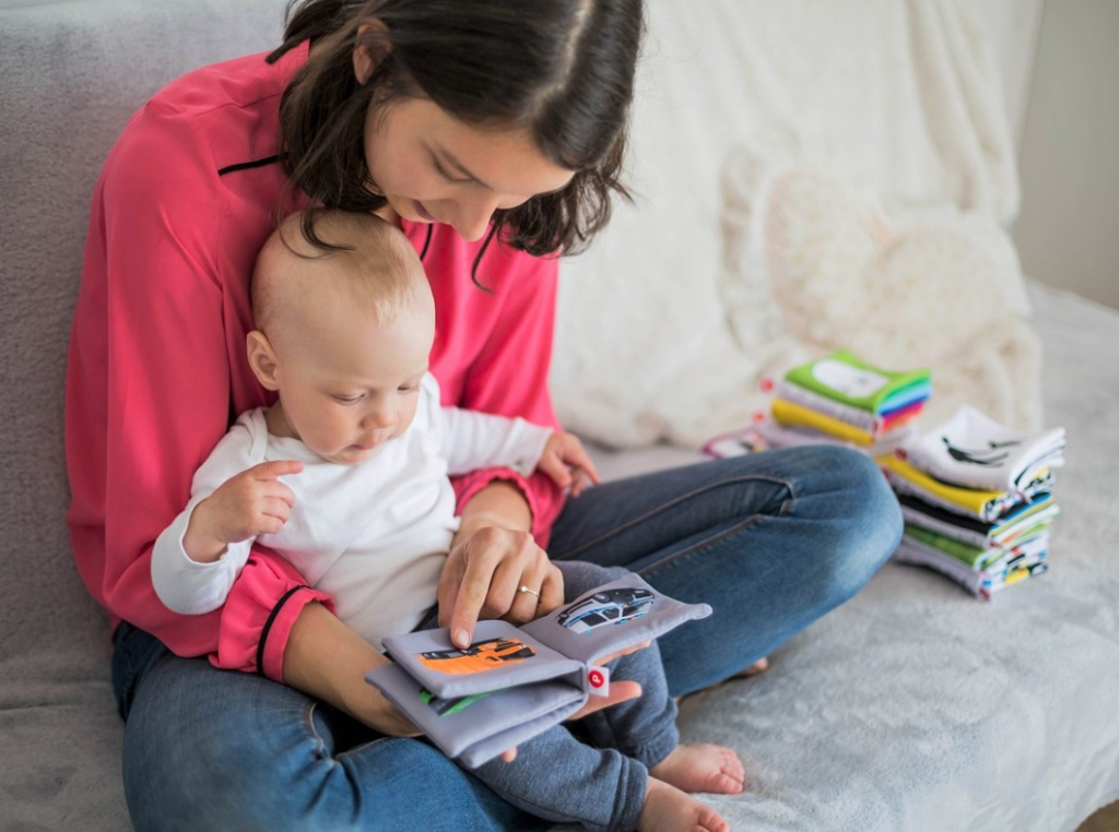 Full-Time Nanny vs. Daycare: Which is Better for Your Child in Dubai?