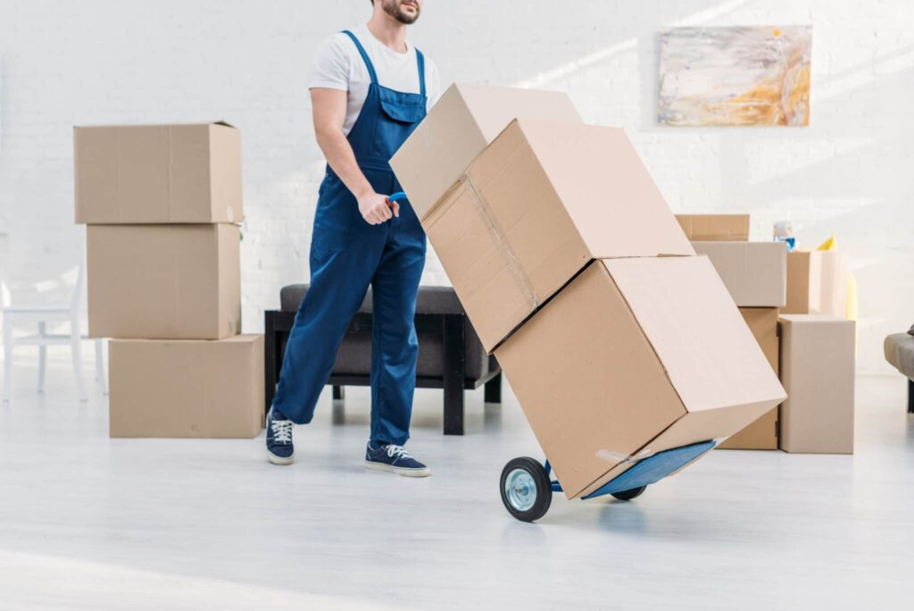 Things You Need to Know Before Hiring Movers