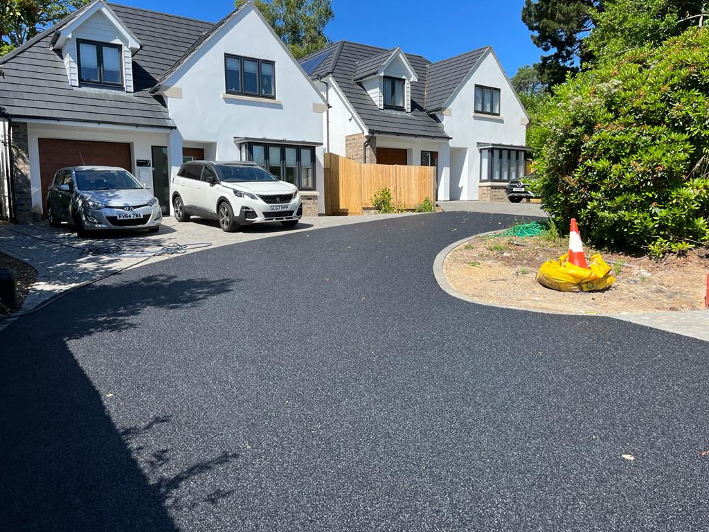 Why Tarmac is the Best Option for Commercial Driveways in Poole