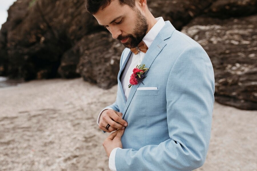 How to Choose the Perfect Wedding Suit for Men at a Men’s Clothing Store?