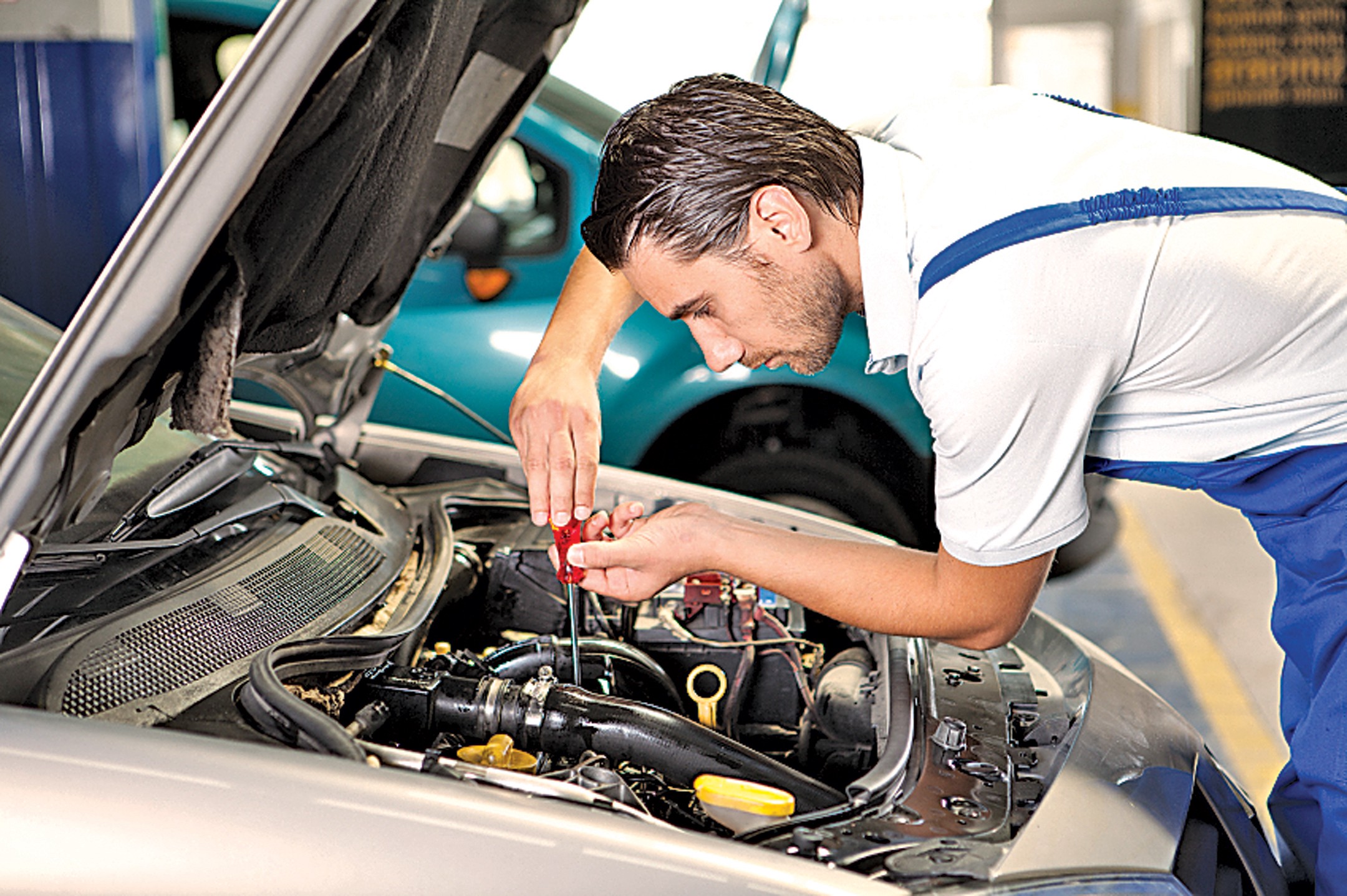 Affordable Car Engine Repair in Dubai – Trust Master Mechanics for Quality Service