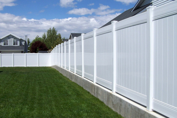 Vinyl Fencing