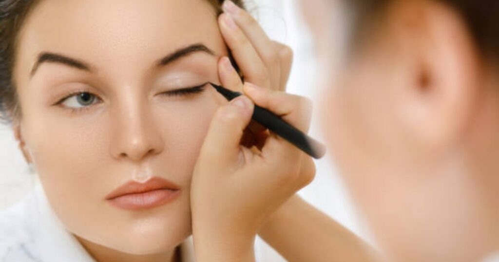 What Are the Common Mistakes in Eyeliner Application?