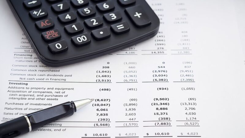 How Accountants in London Can Help You Navigate Tax Season