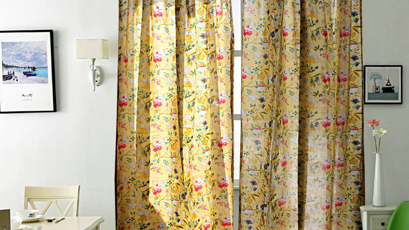 Buy Beautiful Curtains and Add Perfect Touch of Elegance to Your Space